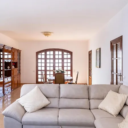 Nova Luxury Villa *